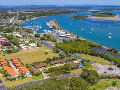 The Carmel, Yamba