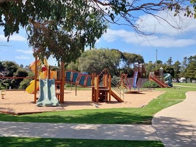 Lake Pertobe Adventure Playground