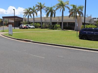 Gladstone Hospital West Wing