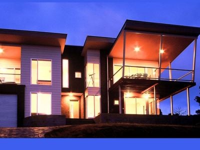 Holiday House Victor Harbour. Observatory. Book on AirBnb. Holiday House Victor Harbour. Observatory. Book on AirBnb.