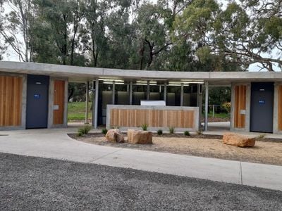 Public Toilets Sawyer Park