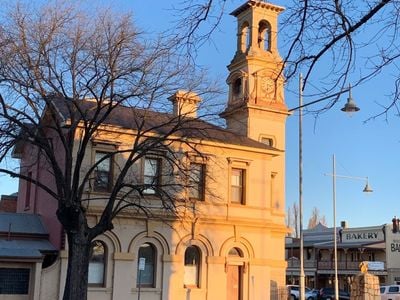 Australia Post - Beechworth Post Shop