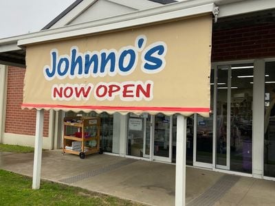 Johnno's Shed (Op Shop)