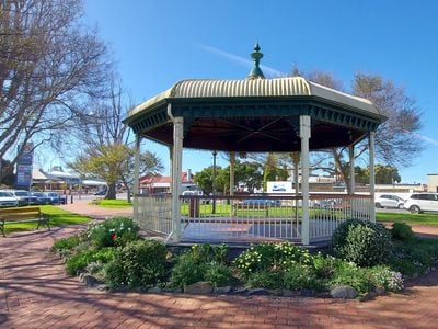 Victor Central Shopping Centre