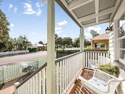 Toowoomba Holiday Rentals - Keeler Cottage