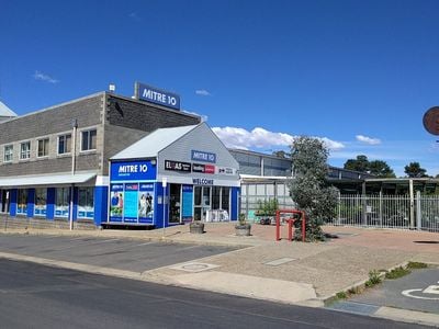 Jindabyne Mitre 10