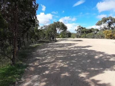 Kinchina Hilltop Carpark