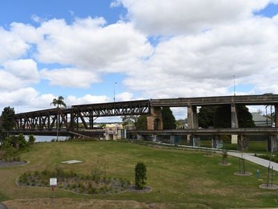 Grafton Road, Rail and Pedestrian Bridge