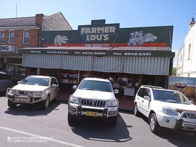 Farmer Lou's