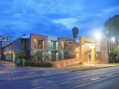 Stay at Alice Springs Hotel