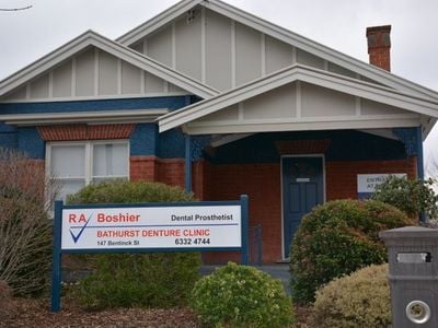 Robert Boshier, Bathurst Denture Clinic