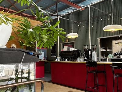 DuYu Coffee 'The Roastery Cafe' - Alice Springs