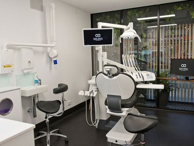 Oasis Dental Studio Palm Beach