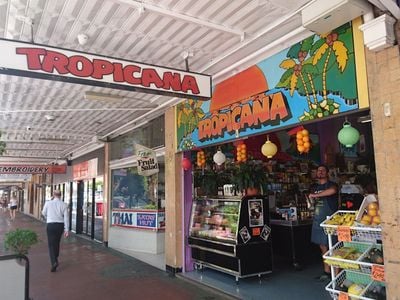 Tropicana Fruit Shop