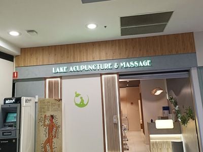 Lake Acupuncture&Massage