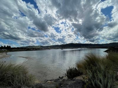 apollo bay harbour