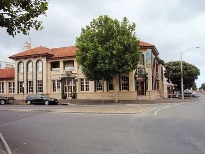 Hotel Warrnambool