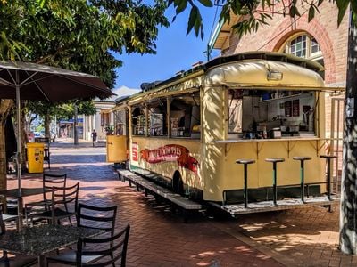 Lismore Pie Cart