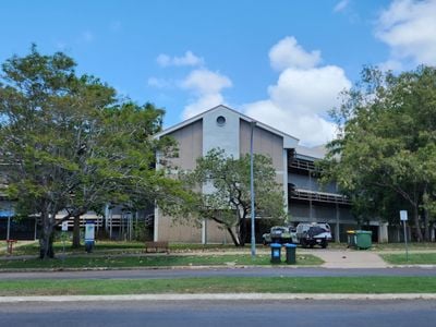 JCU: James Cook University, Australia, Townsville, Bebegu Yumba campus, Douglas