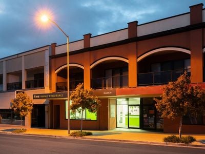 Vie Finance & Insurance