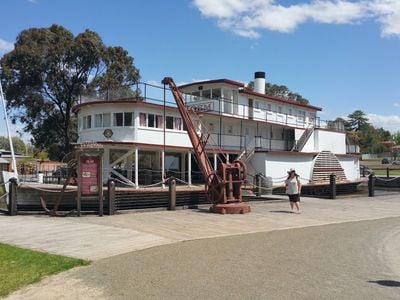 Pioneer Settlement & Heartbeat Of The Murray Laser Spectacular