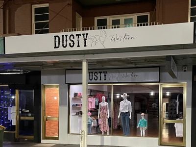 Dusty Western