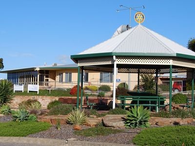 Murray Bridge Soldiers' Memorial Hospital