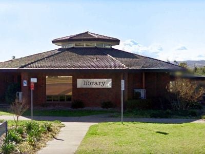 South Tamworth Library