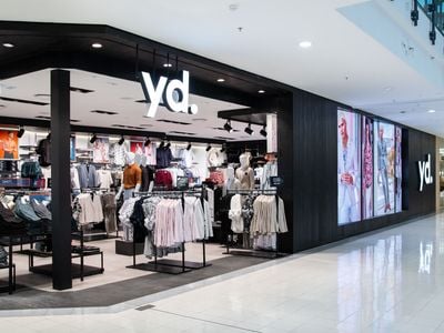 yd. West Lakes