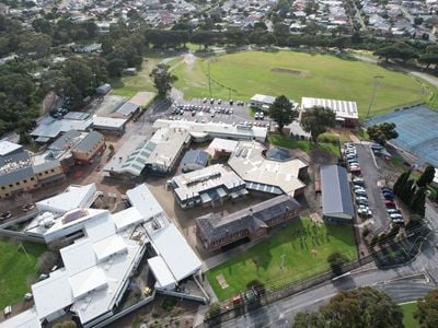 Victor Harbor High School