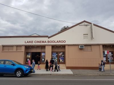 Lake Cinema