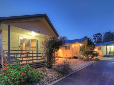 PepperTree Cabins Kingaroy