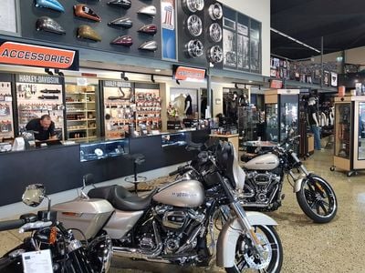 Mackay Motorcycles Harley Davidson