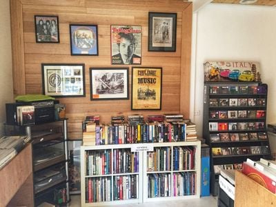 Revival Records & Books Mount Gambier SA