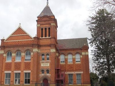 Albury Public School