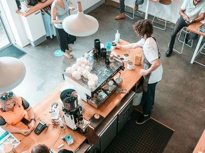 Artisti Coffee Roasters. Artisti Coffee Roasters.
