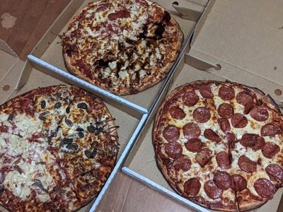 Lauritos Pizza and Pasta Lauritos Pizza and Pasta