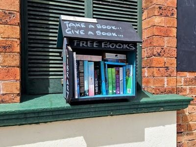 Street Library