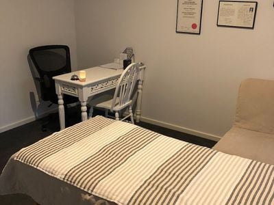 Acupuncture Home Visits & Clinic