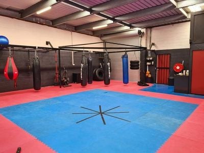 KMT Muay Thai Boxing Gym